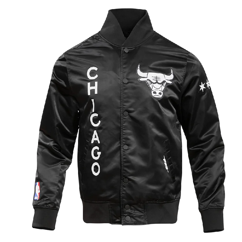 NBA CHICAGO BULLS MEN'S CHEST MADHOUSE ON MADISON SATIN JACKET (BLACK)