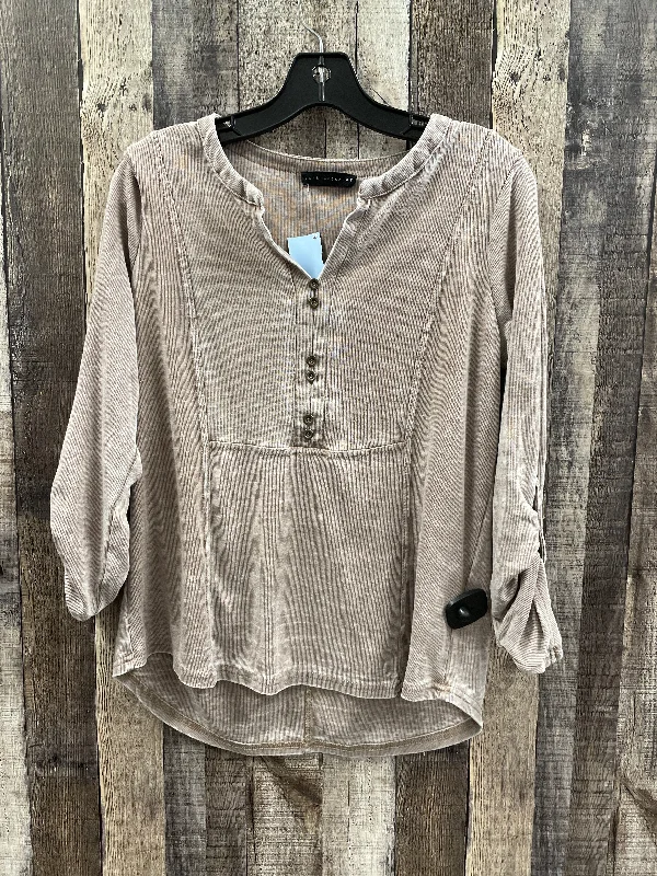 Top Long Sleeve By Jane And Delancey In Brown, Size: S