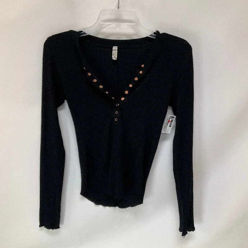 Top Long Sleeve By Free People In Black, Size: S