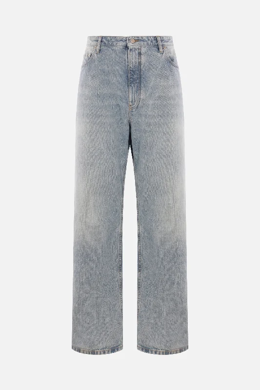 loose-fit denim jeans